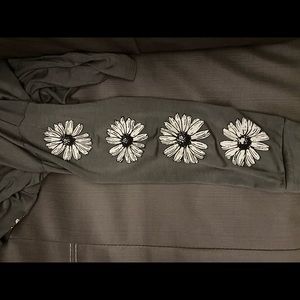 Daisy LS Tee